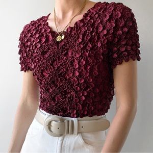 Vintage satin silk blend burgundy popcorn bubble texture t shirt 90s y2k